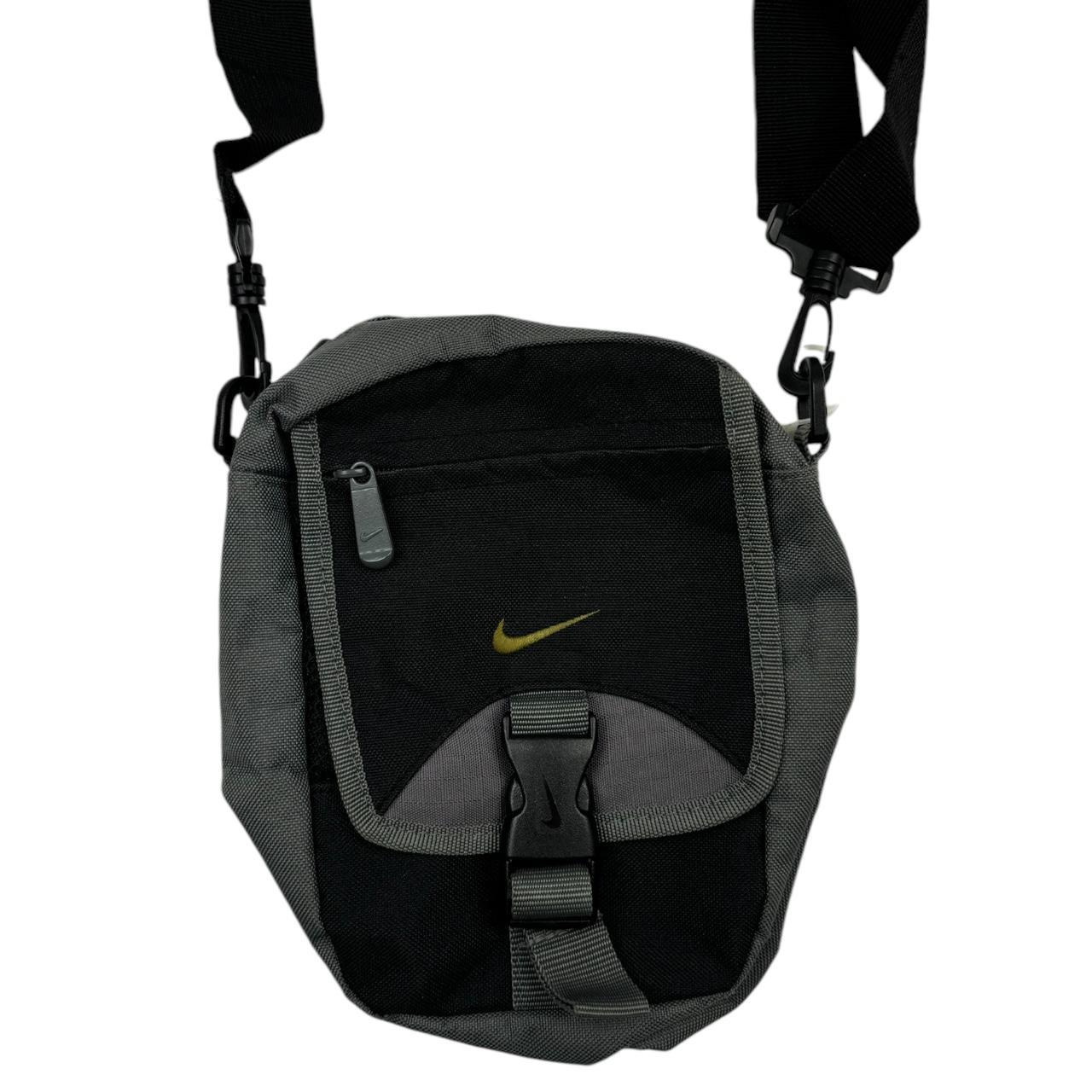 Vintage Nike Cross Body Bag