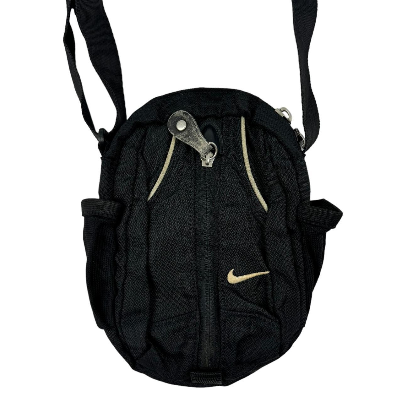 Vintage Nike Cross Body Bag