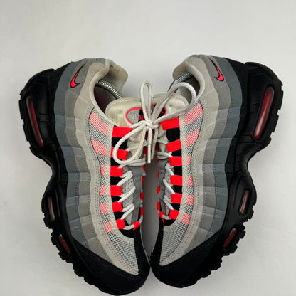 Nike Air Max 95 Solar Red (7.5)