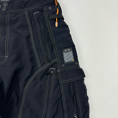 Vintage Oakley Cargo Shorts (L)