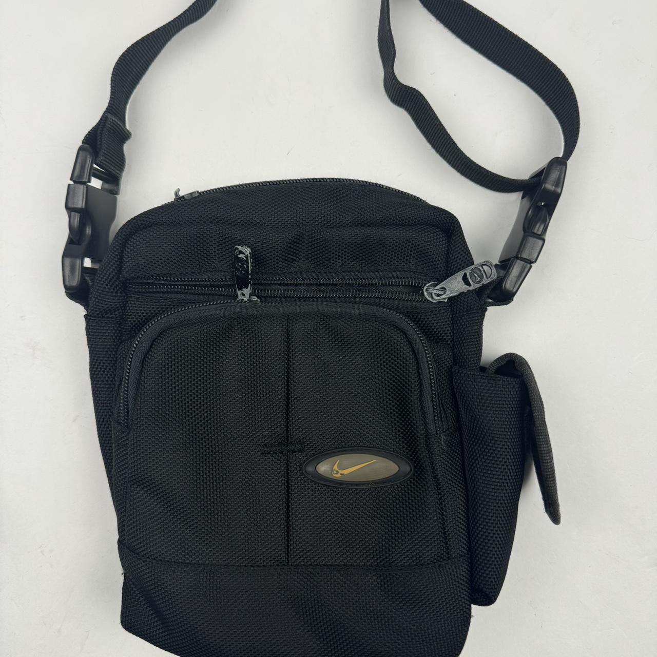 Vintage Nike Cross Body Bag